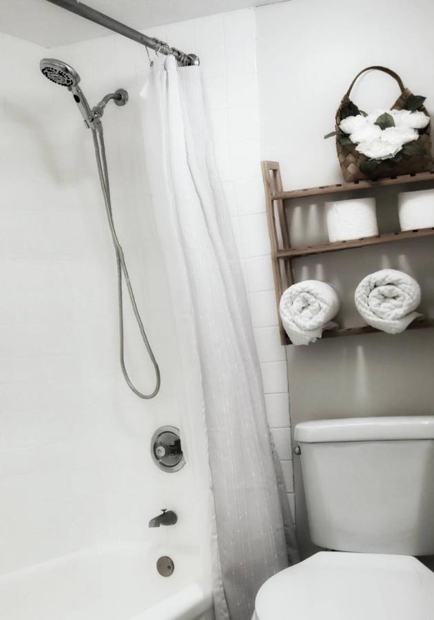 Soothing Hawaii Condo - 18F ホノルル エクステリア 写真